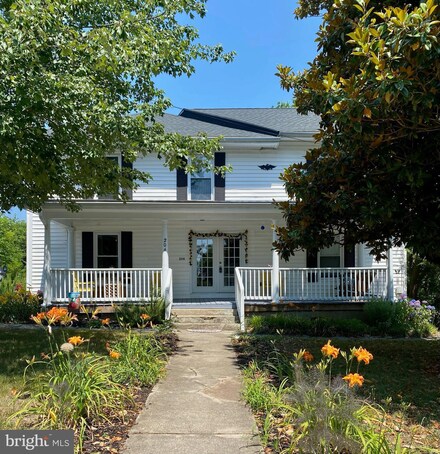 204 Cutler Ave, Louisa, VA 23093
