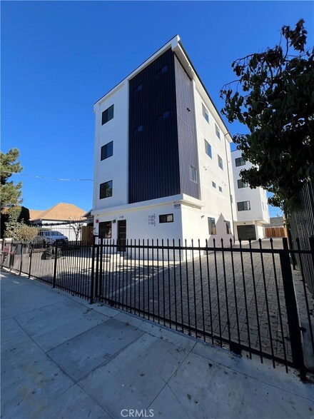 1128 S Ardmore Ave, Los Angeles, CA 90006