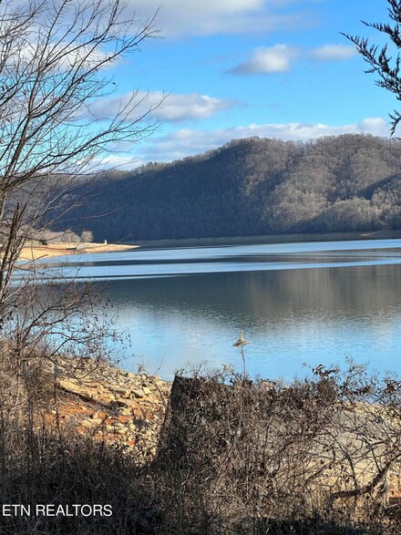 246 Boat Dock (3 6 Acres ) Ln, Mooresburg, TN 37811