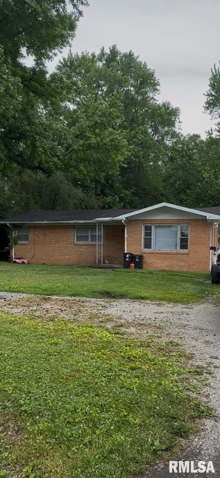 3217 E Elm St, Springfield, IL 62702