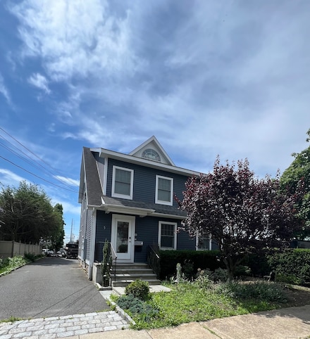 5 Myrtle St Unit 1, Norwalk, CT 06855