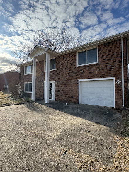 503 Pollard Rd, Clarksville, TN 37042