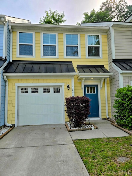 205 Grand Palm Ln, Summerville, SC 29485