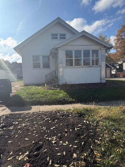 826 Williston Ave, Waterloo, IA 50702