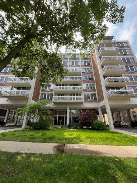 165 N Kenilworth Ave Unit 4D, Oak Park, IL 60301