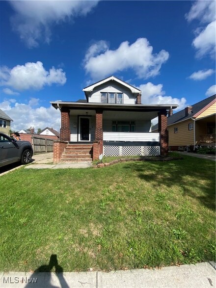 3763 E 154th St, Cleveland, OH 44128