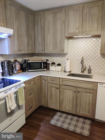 178 Elephant Rd Unit B17, Dublin, PA 18917
