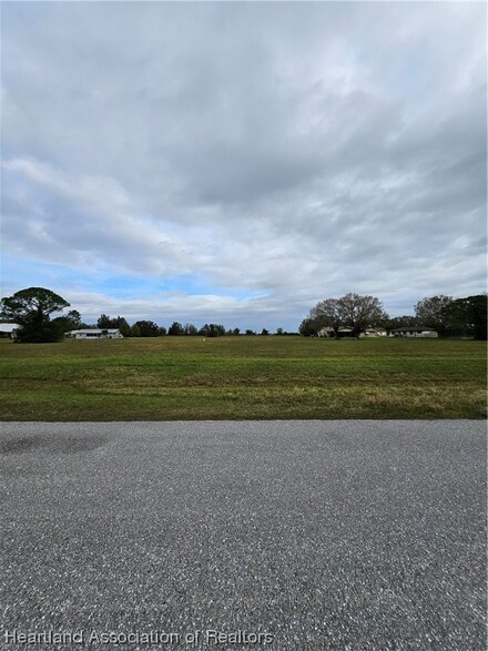 7109 Rolling Hills Rd, Sebring, FL 33876
