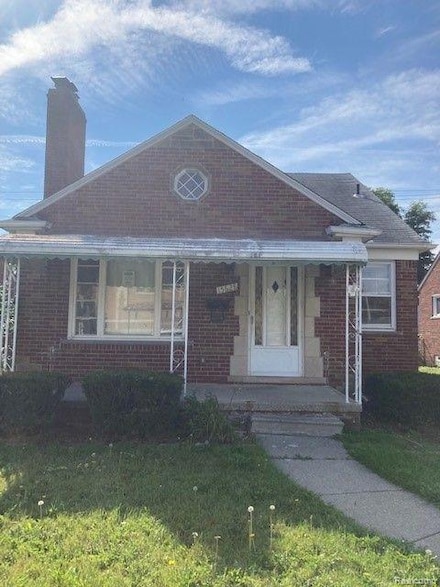 15628 Lincoln Ave, Eastpointe, MI 48021