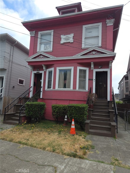 553 34th St, Oakland, CA 94609