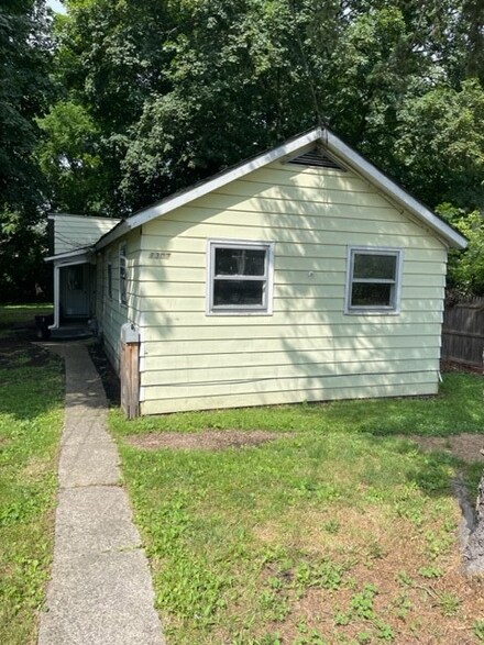 1307 Lackawanna Ave, Elmira, NY 14901