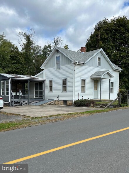 323 Reservoir Rd, Mc Connellsburg, PA 17233