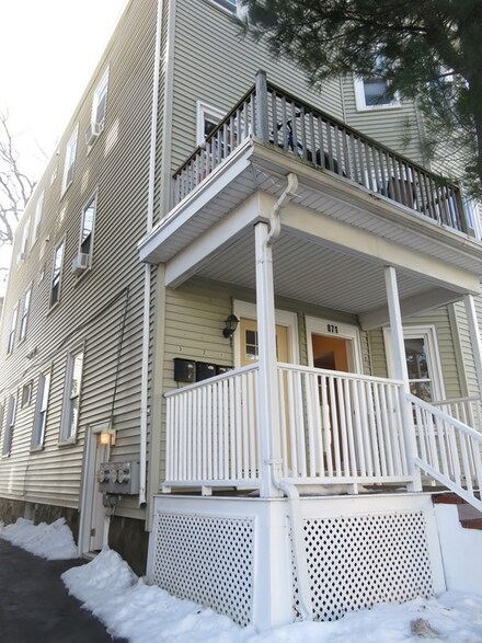 871 Broadway, Everett, MA 02149