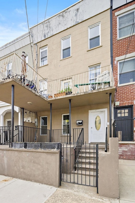 173 Van Horne St Unit 1, Jersey City, NJ 07304