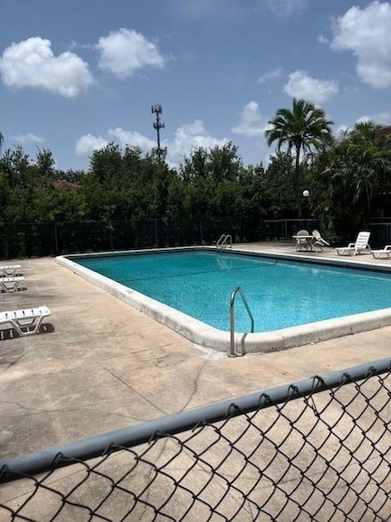 4169 SW 67th Ave Unit 114A, Davie, FL 33314