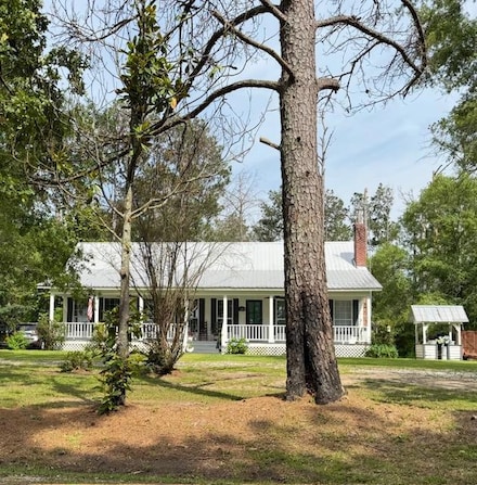 38 Ridge Rd, Seminary, MS 39479