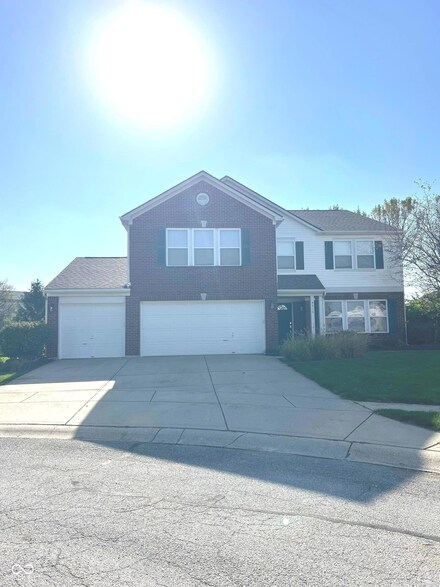 9319 Princeton Ct, Plainfield, IN 46168
