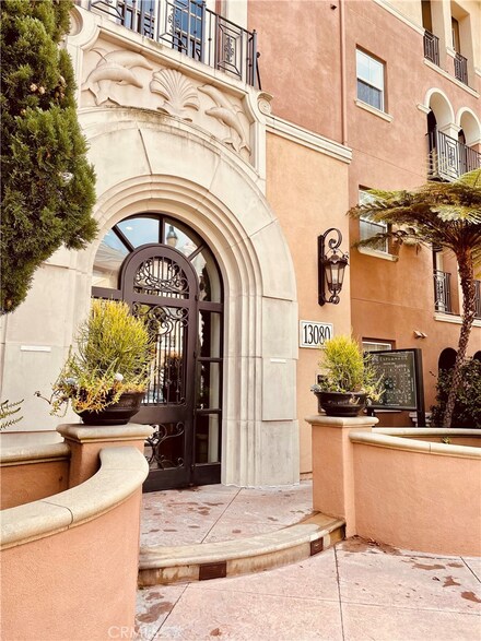 13080 Pacific Promenade Unit 122, Playa Vista, CA 90094