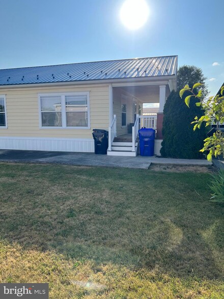 64 Maizefield Dr, Shippensburg, PA 17257