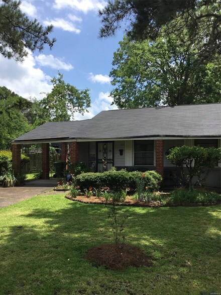103 W Woodland Dr, Montgomery, AL 36105