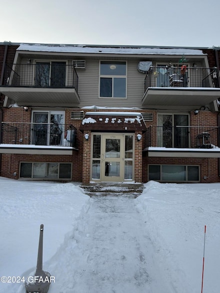 1711 21st Ave S Unit 108, Grand Forks, ND 58201