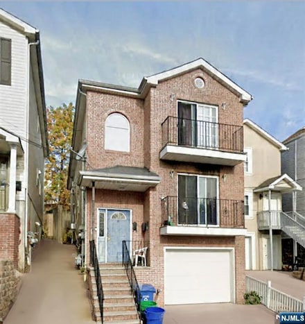 59 N 4th St, Paterson, NJ 07522