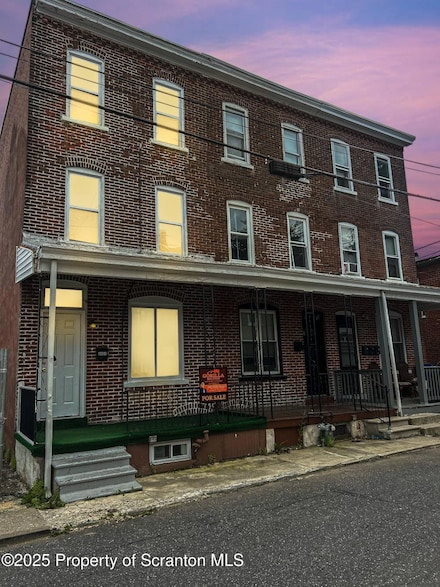 1132 Chestnut St, Allentown, PA 18102