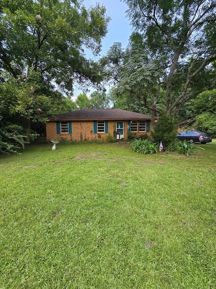 69 Glenwood Dr, Sumter, SC 29153