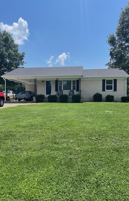 405 S Cedar St, Gleason, TN 38229