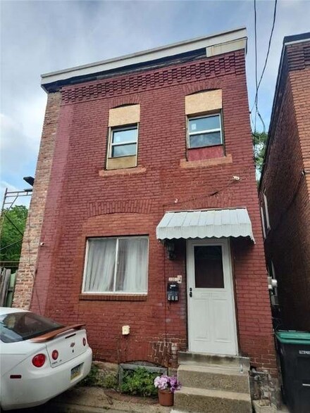 520 Bauerlein St, Pittsburgh, PA 15209