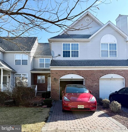 26 Frost Ln, East Windsor, NJ 08520