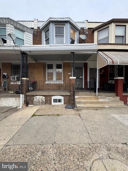 2105 S 65th St, Philadelphia, PA 19142