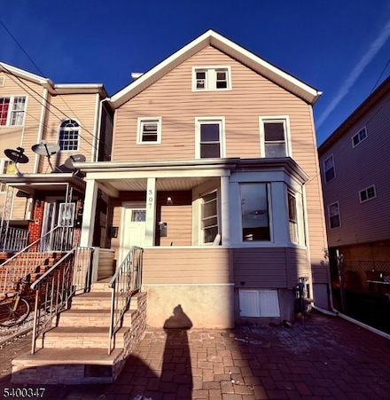 307 S Park St, Elizabethport, NJ 07206
