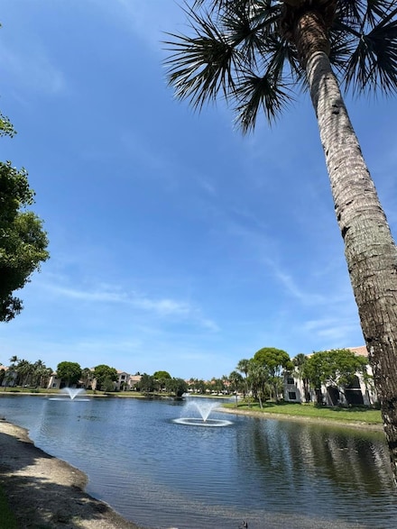 2726 Anzio Ct Unit 208, Palm Beach Gardens, FL 33410