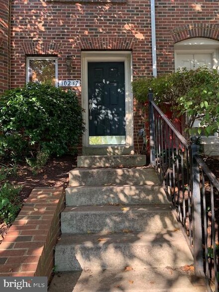 10237 Brighton Ridge Way, Columbia, MD 21044
