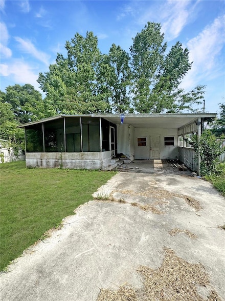 1494 NE 162nd St, Citra, FL 32113