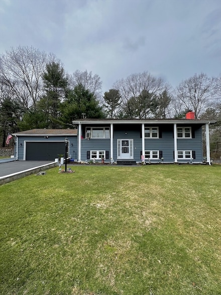 12 Sheridan Cir, Attleboro, MA 02703