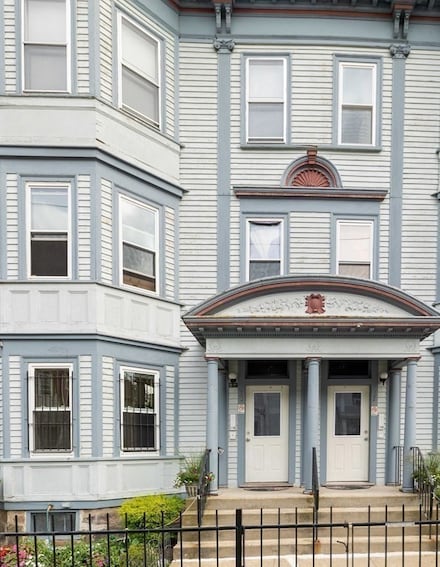 30 Hawthorne St Unit 1, Roxbury, MA 02119