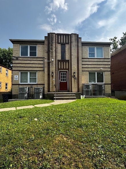 1589 Summit Rd, Cincinnati, OH 45237