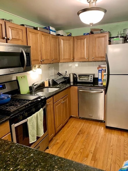 38 Juniper St Unit 113, Brookline, MA 02445