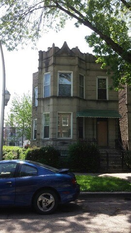 3407 W Flournoy St, Chicago, IL 60624
