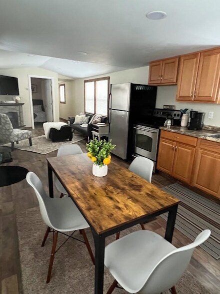 16 Meadowmist Dr, Dalton, NH 03598