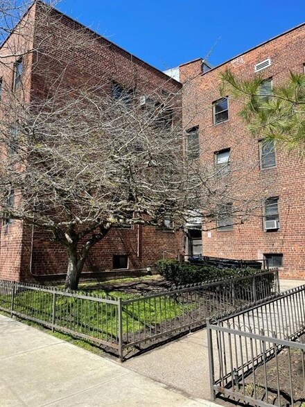 1259 Shore Pkwy Unit 3D, Brooklyn, NY 11214