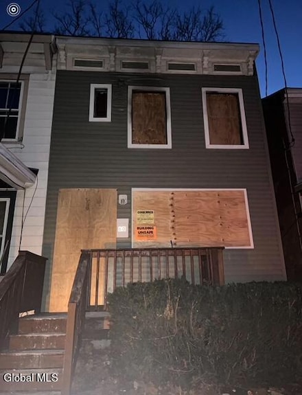 60 Grove St, Newburgh, NY 12550