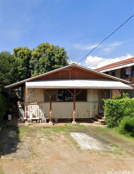 1830 Ahuula St, Honolulu, HI 96819