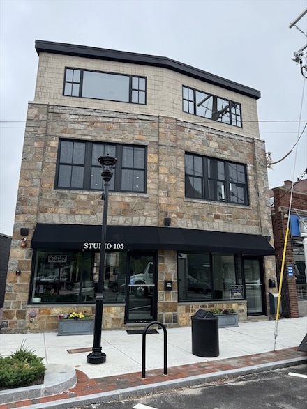 105 Pleasant St Unit 2, South Weymouth, MA 02190
