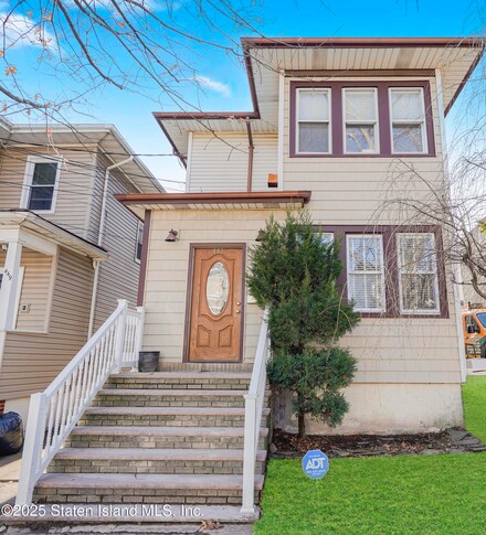 443 Home Ave, Staten Island, NY 10305