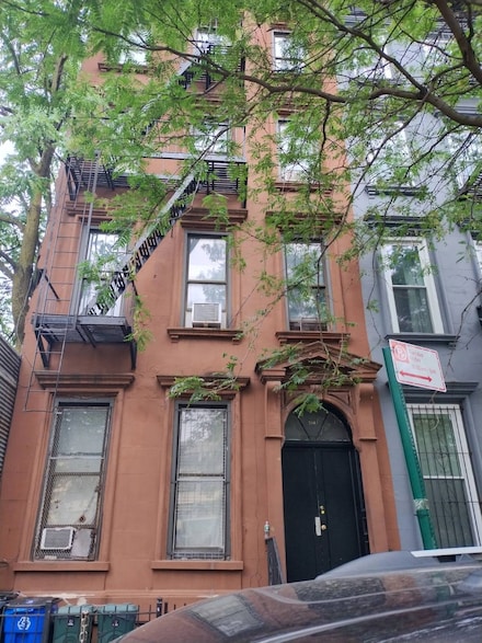 514 E 119th St, New York, NY 10035