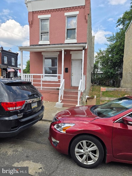 2001 S Avondale St, Philadelphia, PA 19142