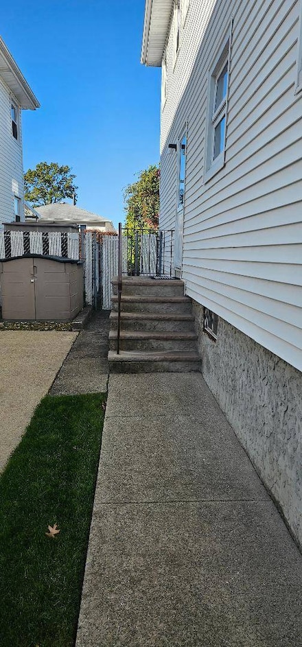 646 Armstrong Ave, Staten Island, NY 10308